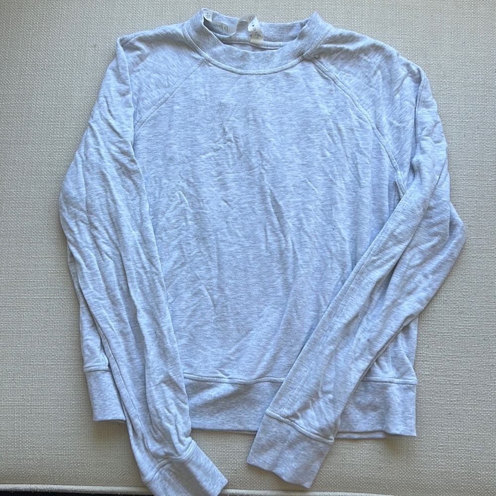 Lululemon fitted light weight sweatshirt size 8
